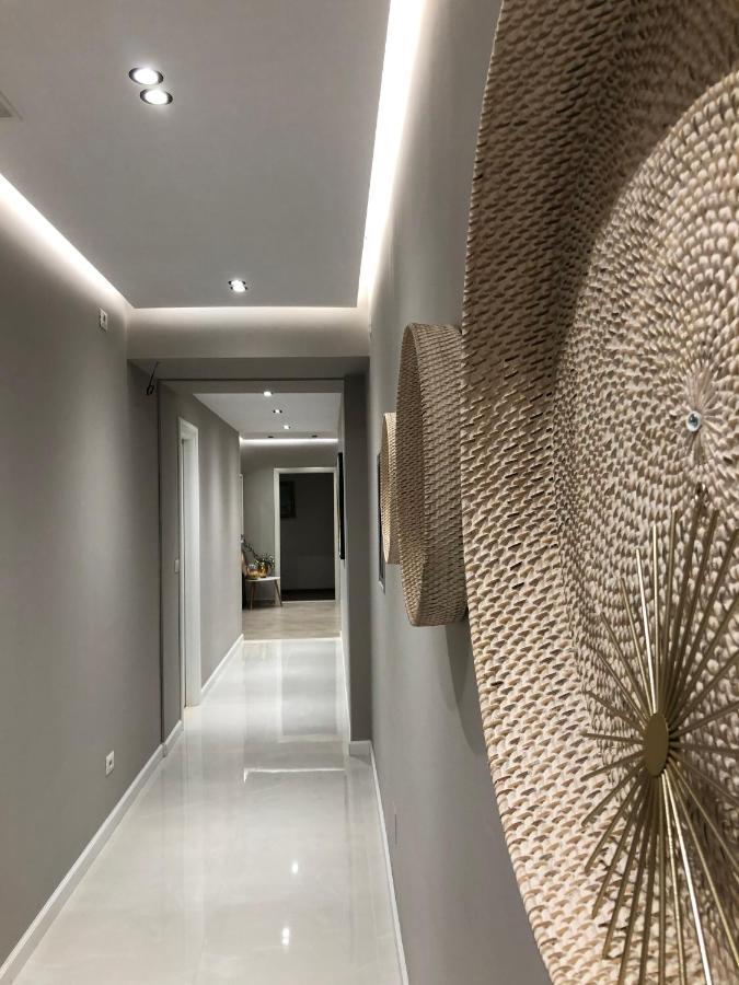 Hotel Oresti Center Tirana Esterno foto