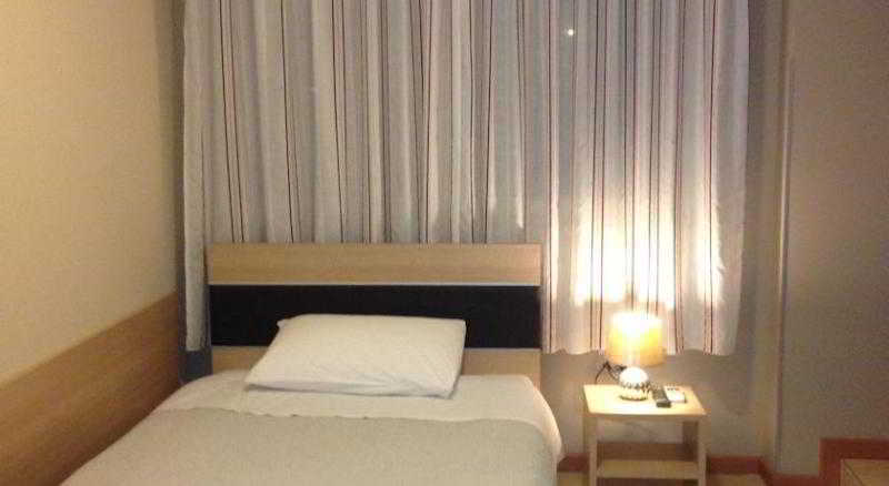 Hotel Oresti Center Tirana Esterno foto