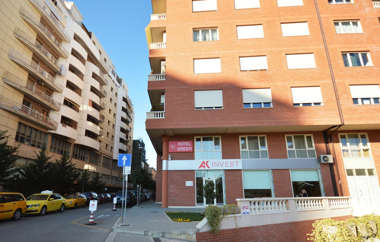 Hotel Oresti Center Tirana Esterno foto